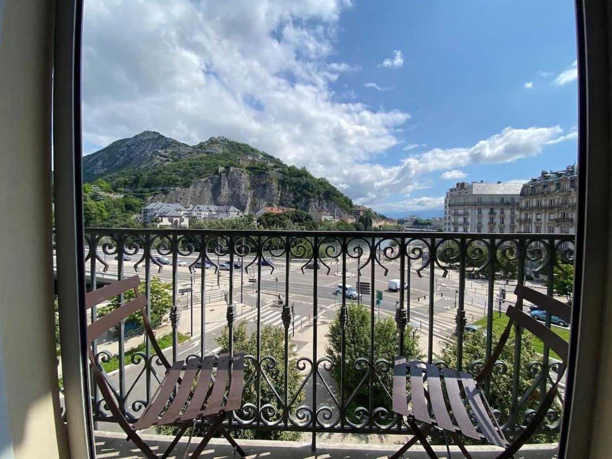Le Telepherique, Vue Bastille, 6 Pers, 300 M Gare Grenoble Exterior foto